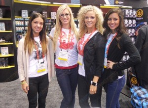 ces-2012-hot-girls-97